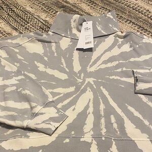 525 America Gray Tie-Dye Cropped Top